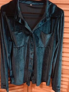 Blouse  Xl  button Up shirt  in Teal 39_42 " BUST